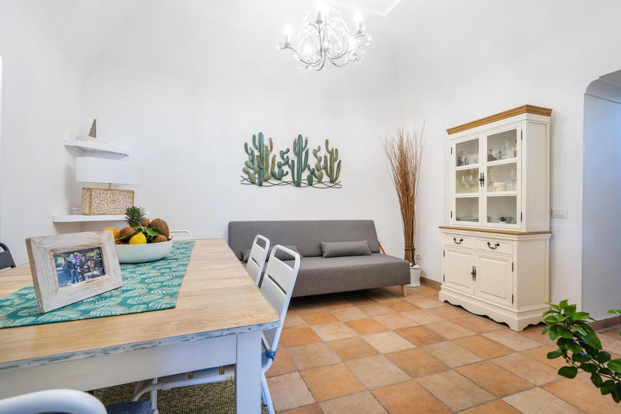 Nonna Carmela Apartment Sant'Agata sui due Golfi Eksteriør billede