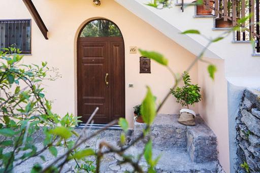 Nonna Carmela Apartment Sant'Agata sui due Golfi Eksteriør billede