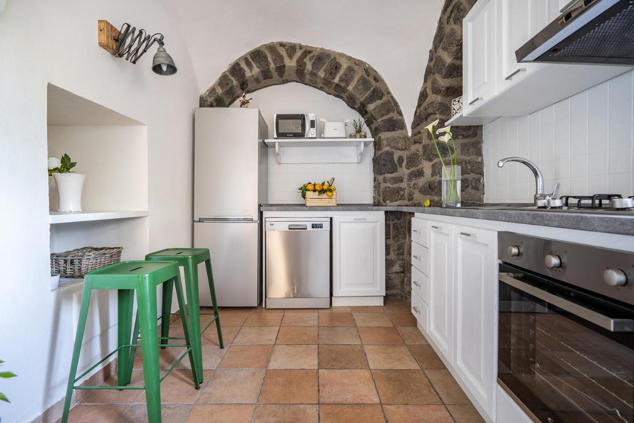 Nonna Carmela Apartment Sant'Agata sui due Golfi Eksteriør billede